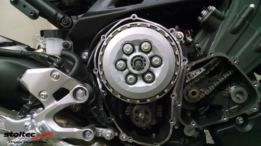 fz 09 clutch cover